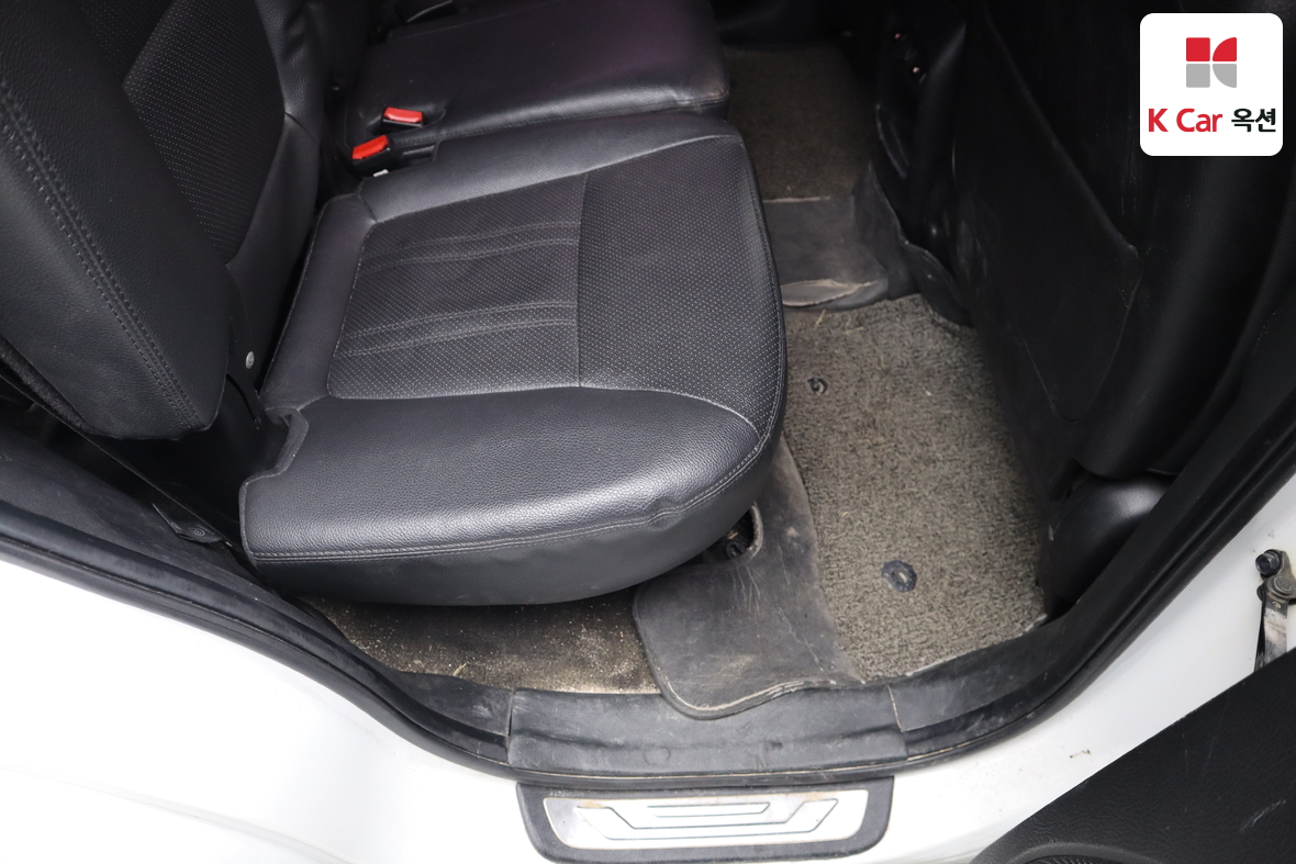 كيا سورينتو 2014 - صورة 28