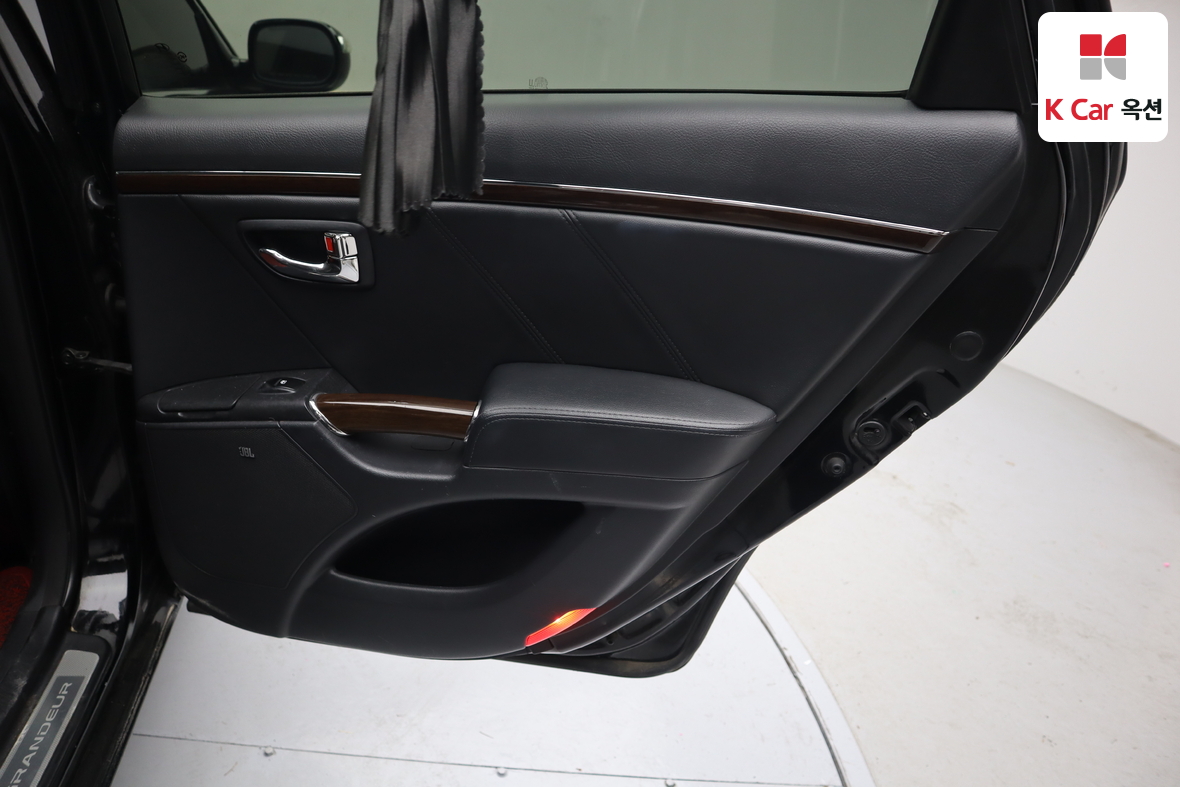 هيونداي جرانجر 2009 - صورة 26