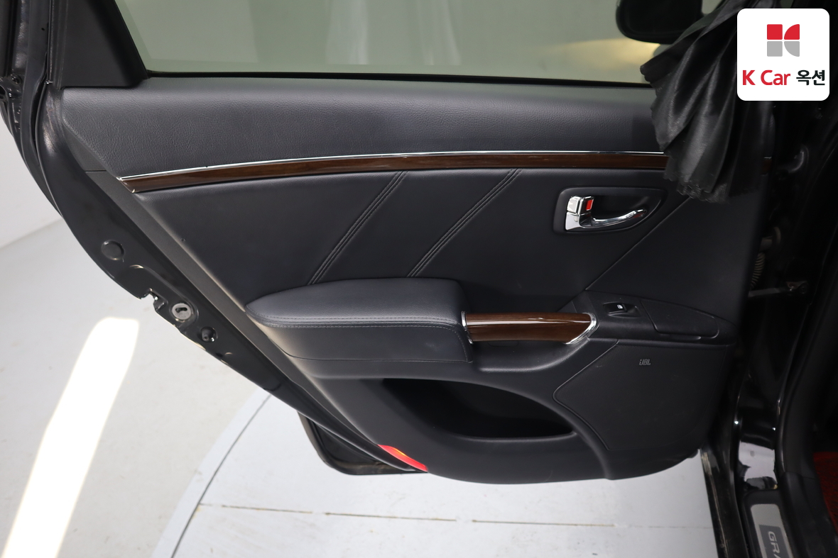 هيونداي جرانجر 2009 - صورة 20