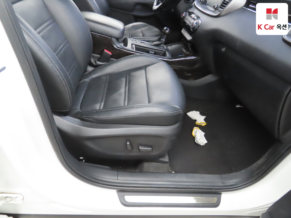 Kia Sorento 2017 - Image 32