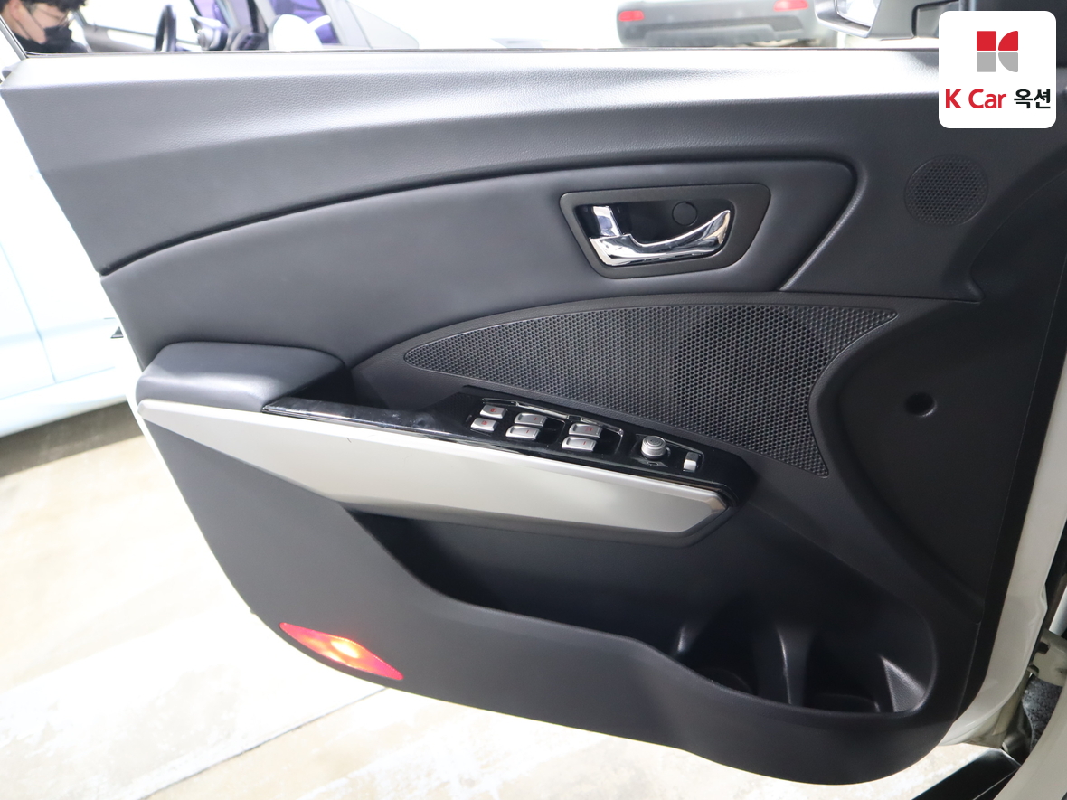 سانج يونج تيفولي 2016 - صورة 8