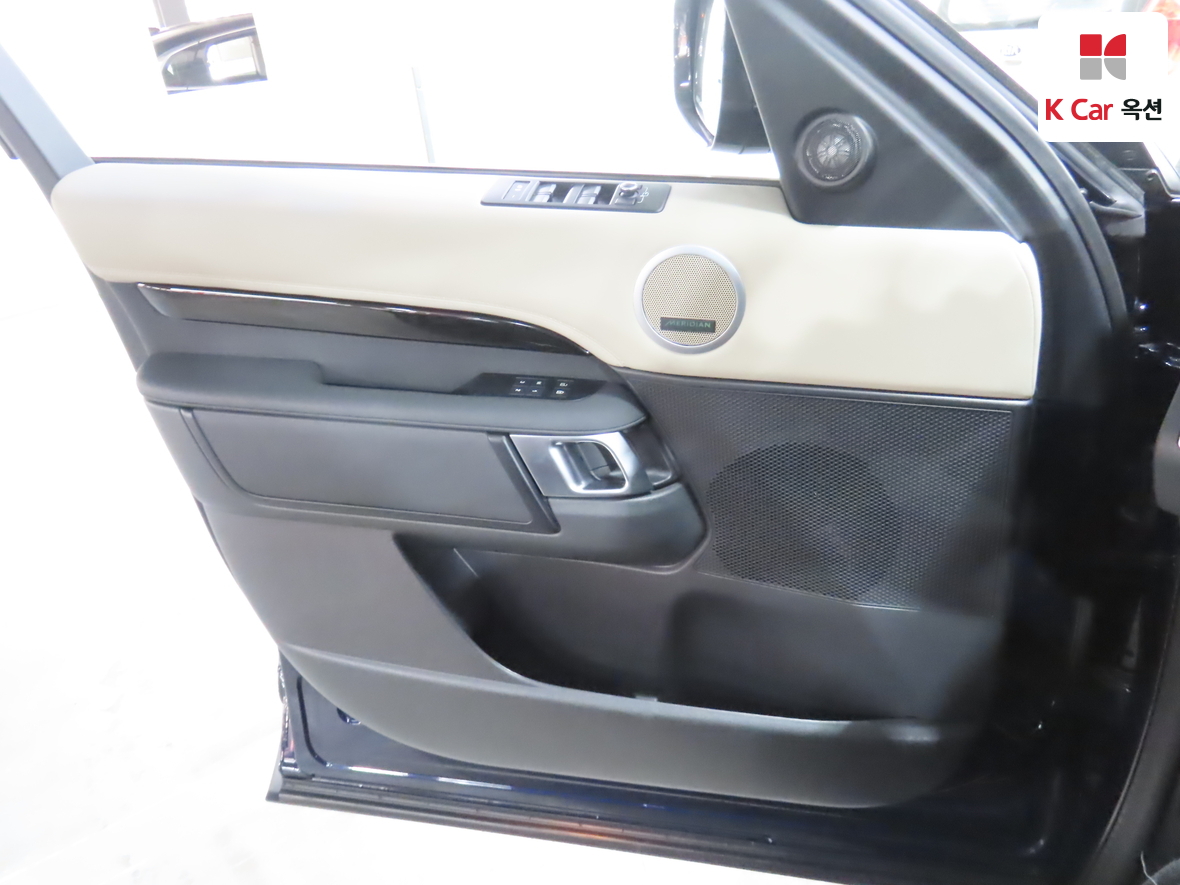 Land Rover Discovery - 8