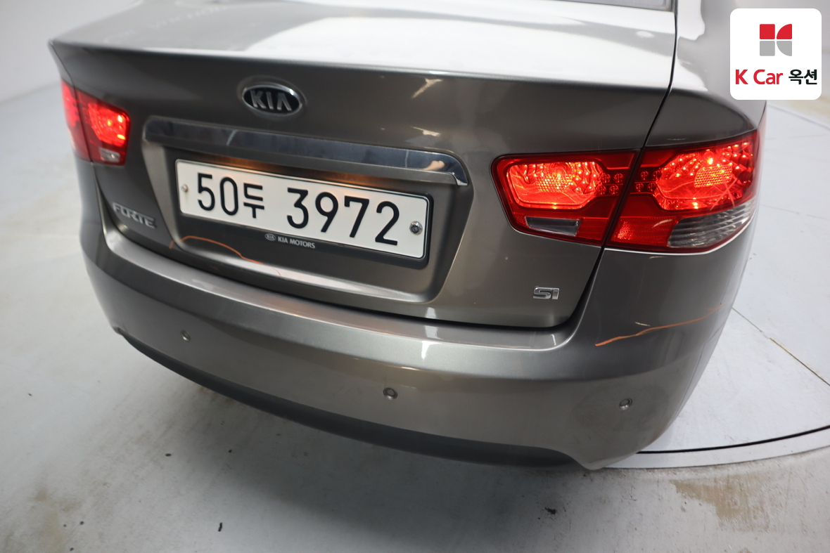 كيا فورتي 2010 - صورة 39