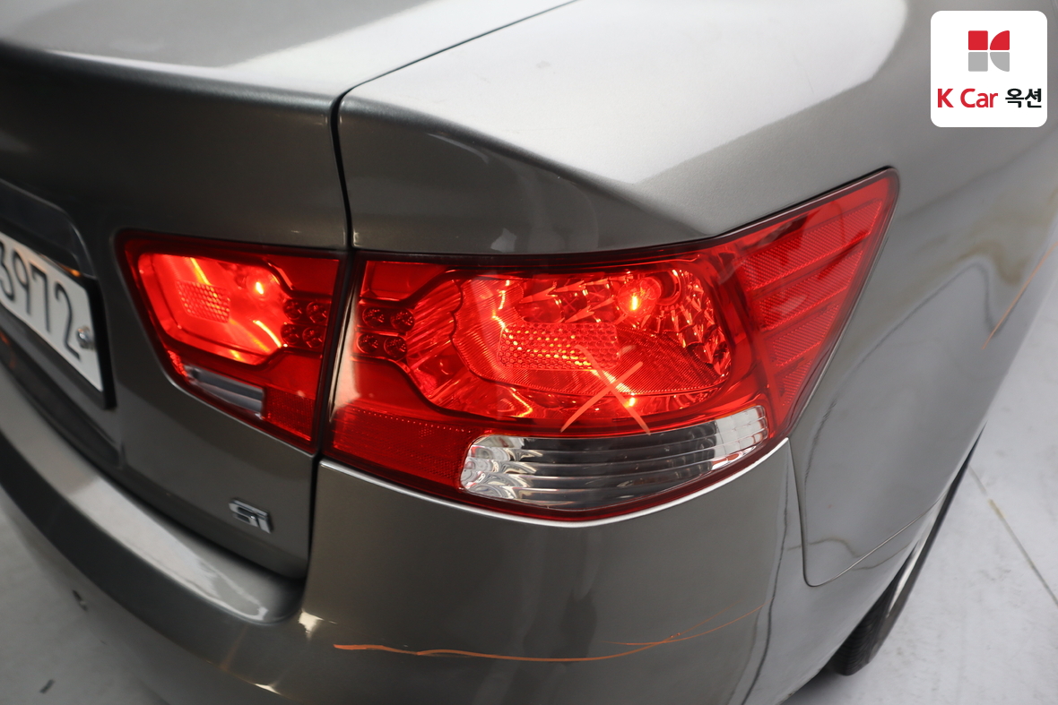 كيا فورتي 2010 - صورة 40