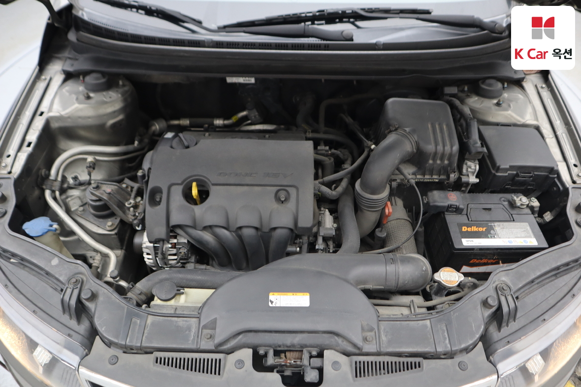 كيا فورتي 2010 - صورة 30