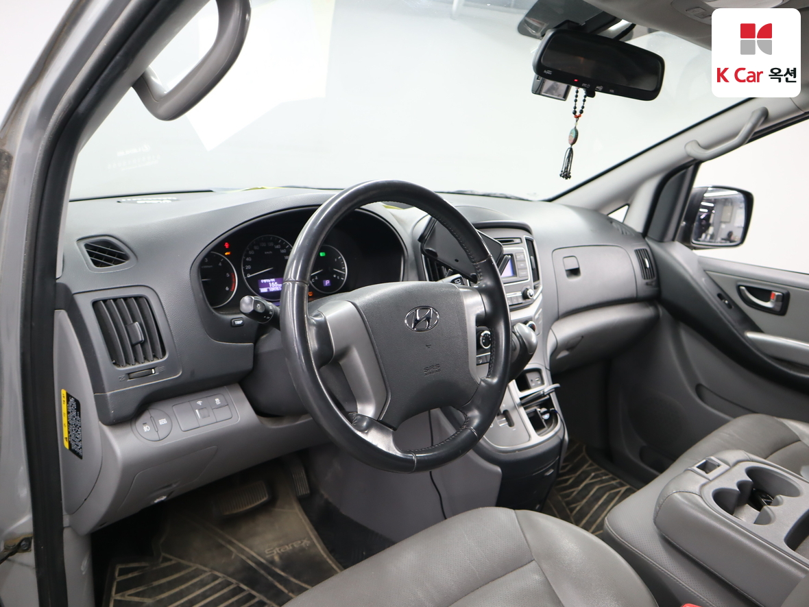 هيونداي جراند ستاريكس 2018 - صورة 3