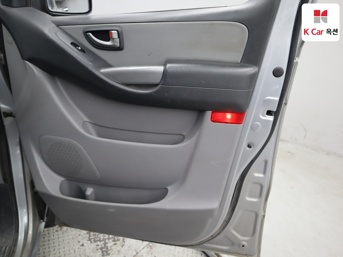 هيونداي جراند ستاريكس 2018 - صورة 24