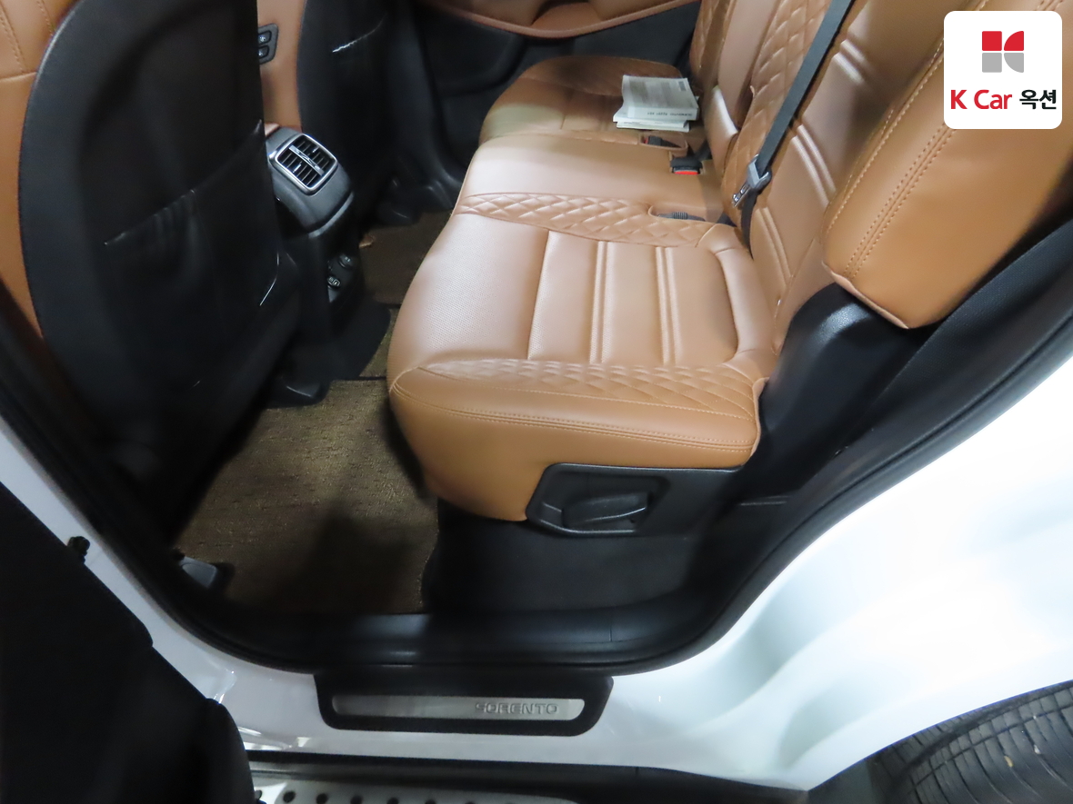 كيا سورينتو 2020 - صورة 23