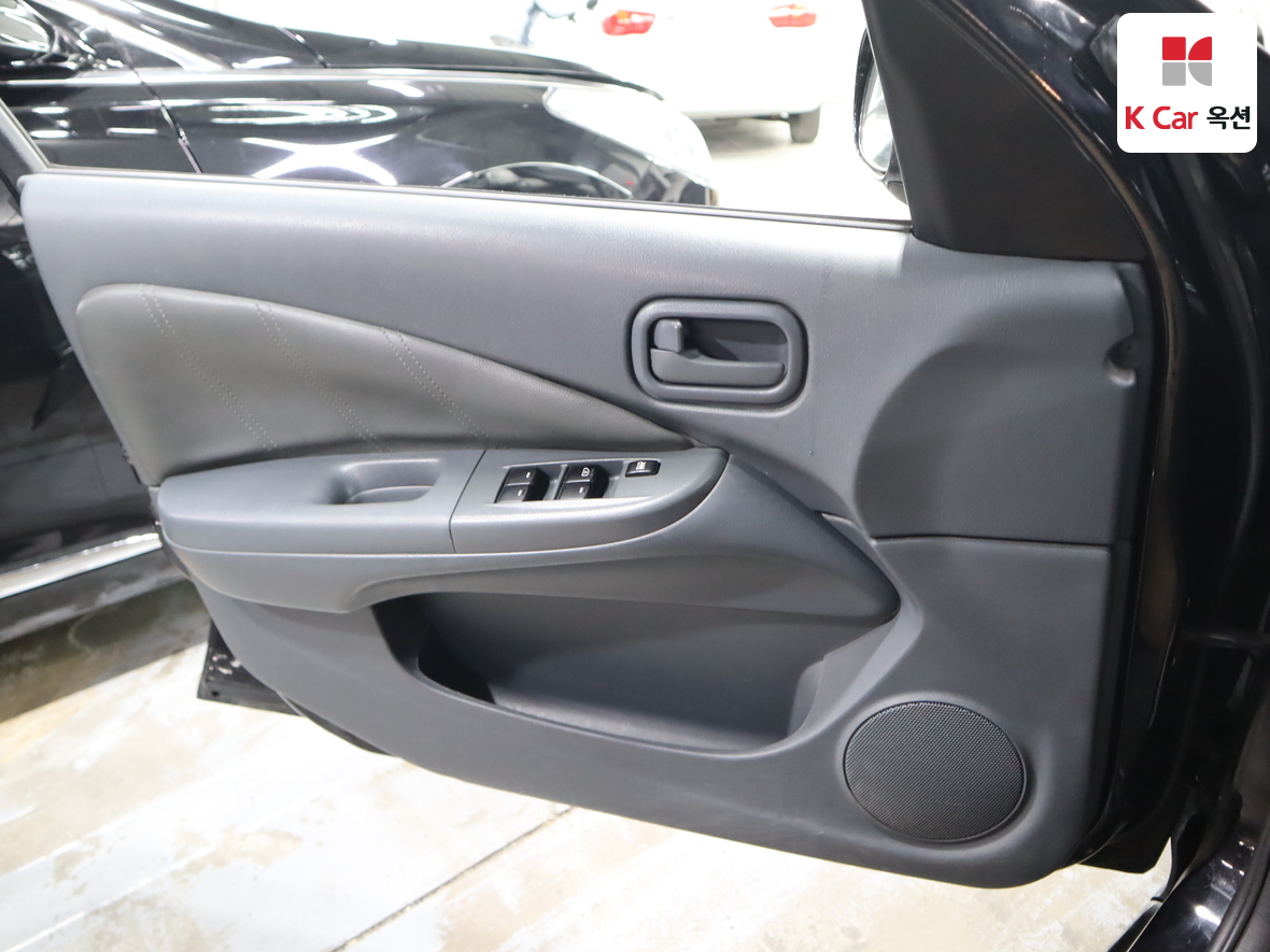 Renault Samsung SM3 2010 - Image 8