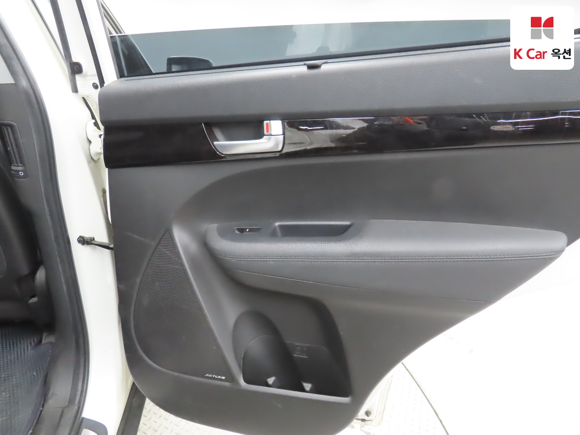 Kia Sorento 2014 - Image 30