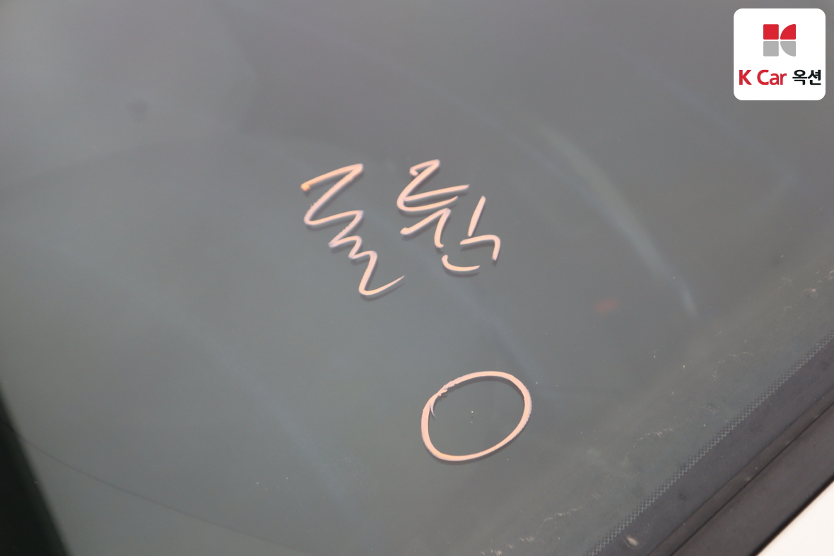 Hyundai Sonata 2010 - Image 33