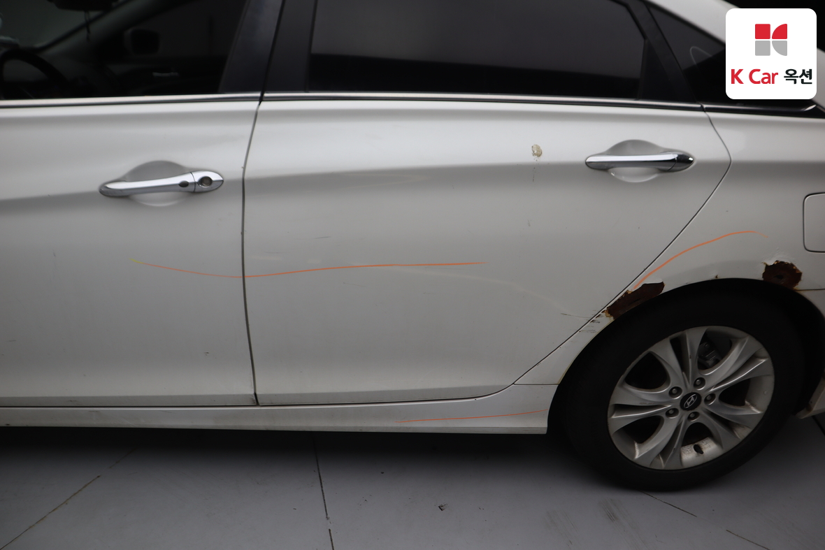 Hyundai Sonata 2010 - Image 39