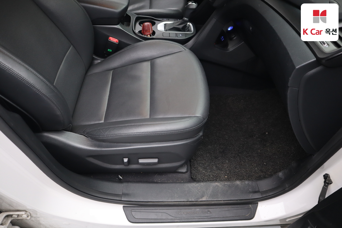 هيونداي سانتافي 2016 - صورة 28