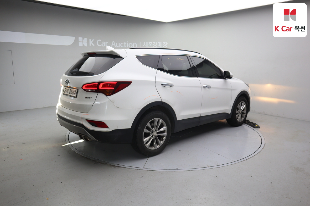 هيونداي سانتافي 2016 - صورة 2