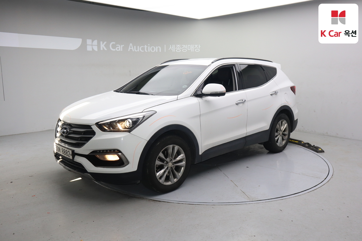 هيونداي سانتافي 2016 - صورة 1