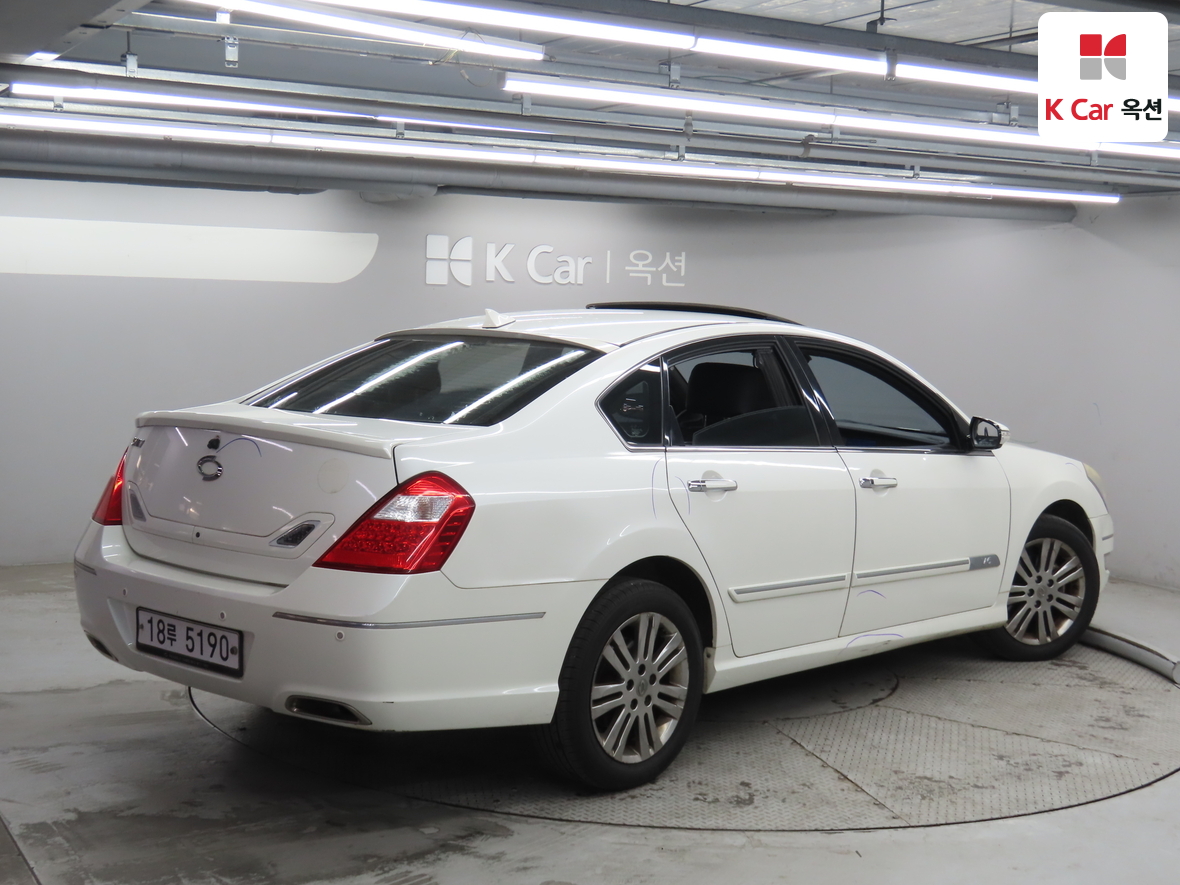 Renault Samsung SM7 2011 - Image 2