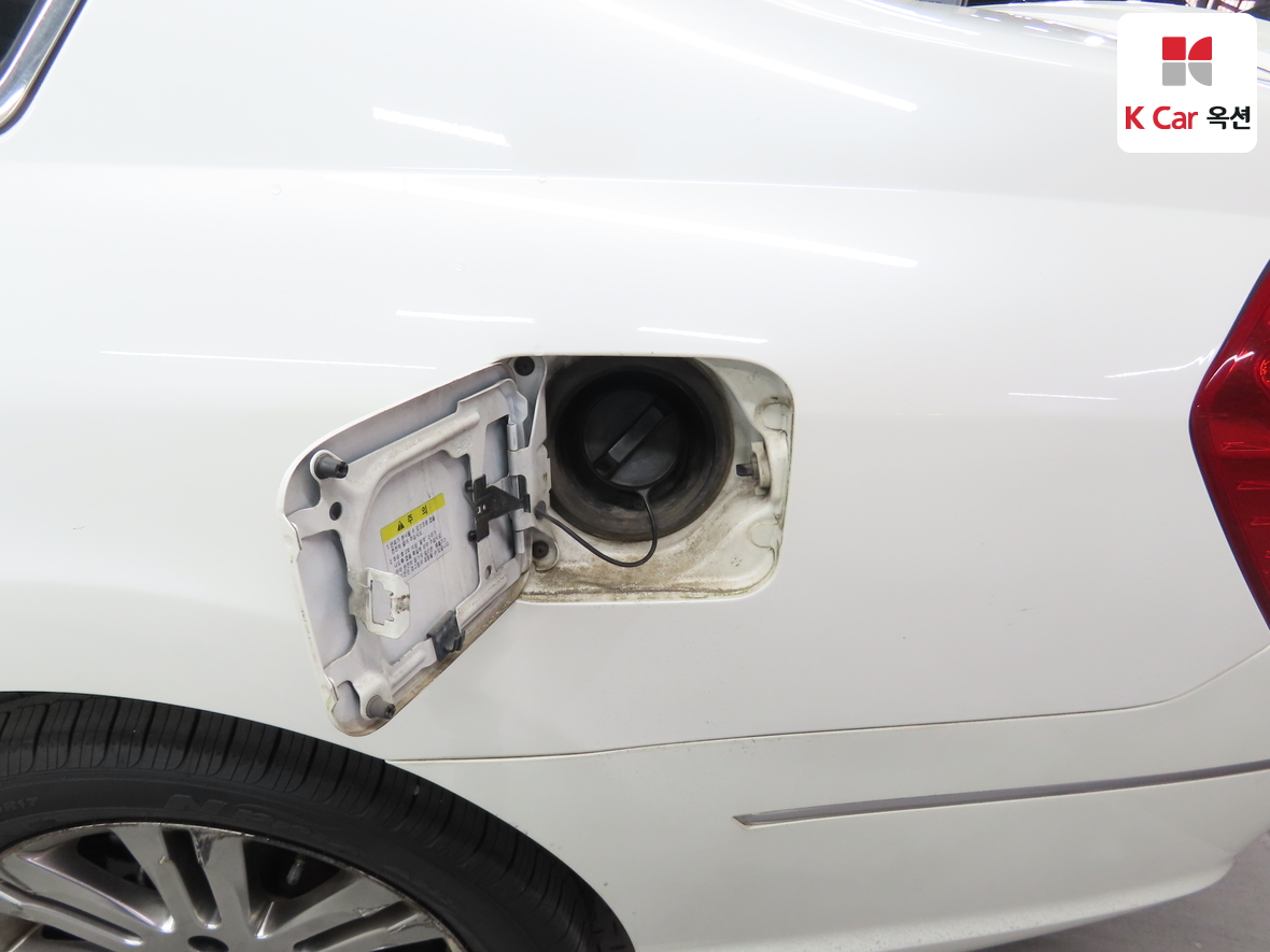 Renault Samsung SM7 2011 - Image 29