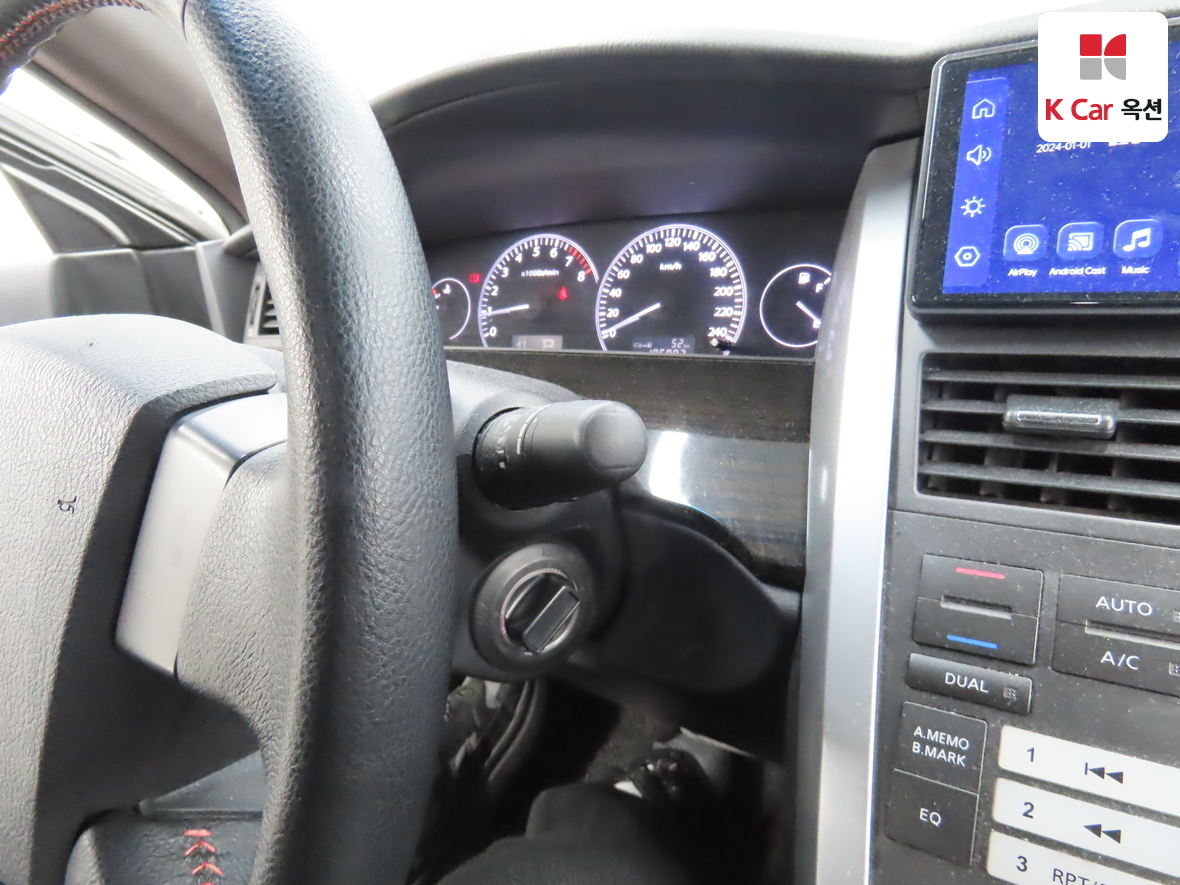 Renault Samsung SM7 2011 - Image 11