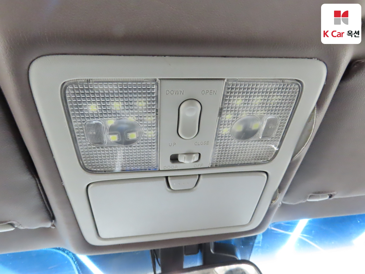 Renault Samsung SM7 2011 - Image 12