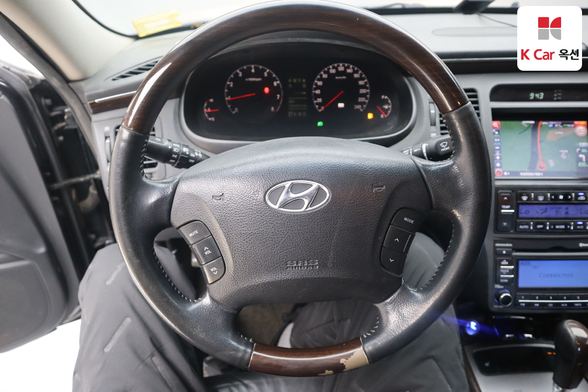 Hyundai Grandeur 2011 - Image 10