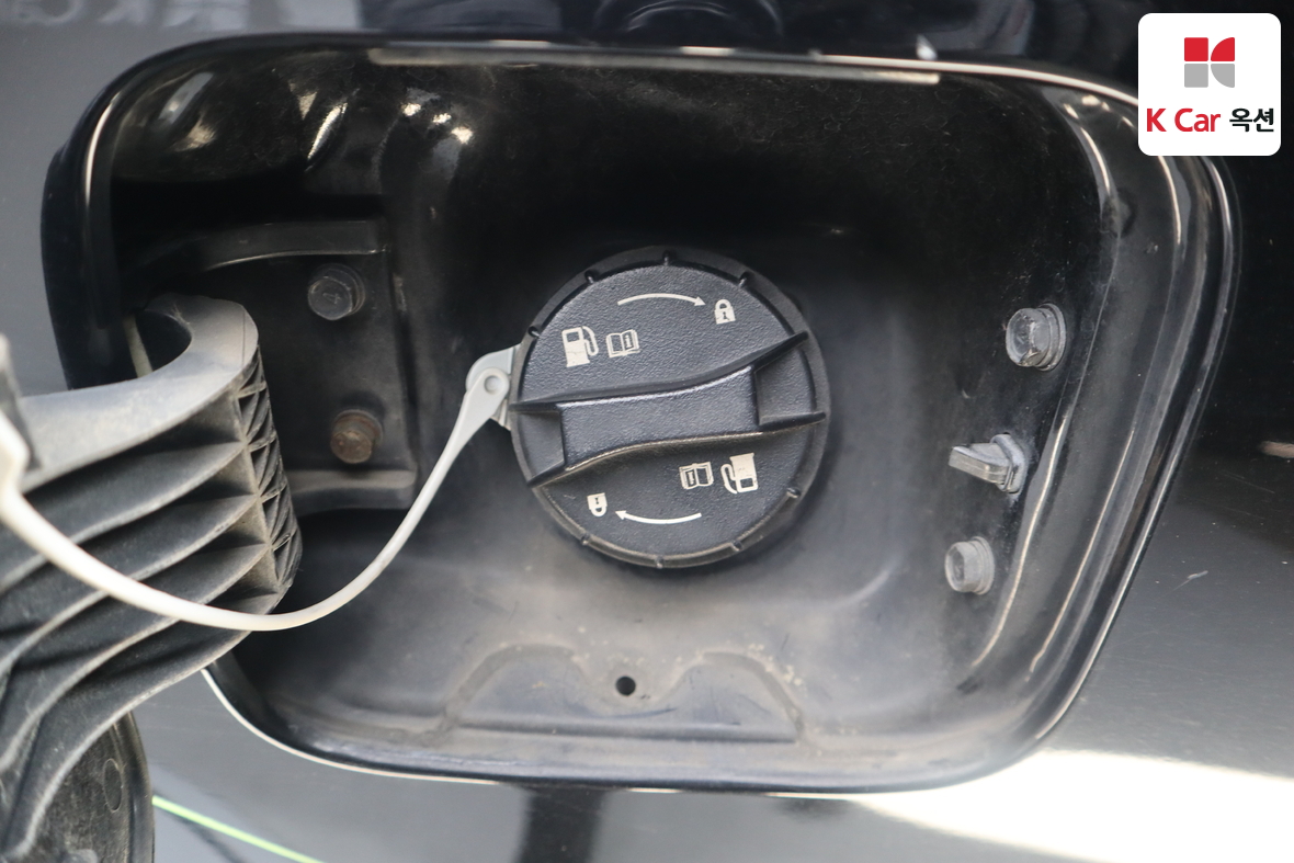 Hyundai Grandeur 2011 - Image 22