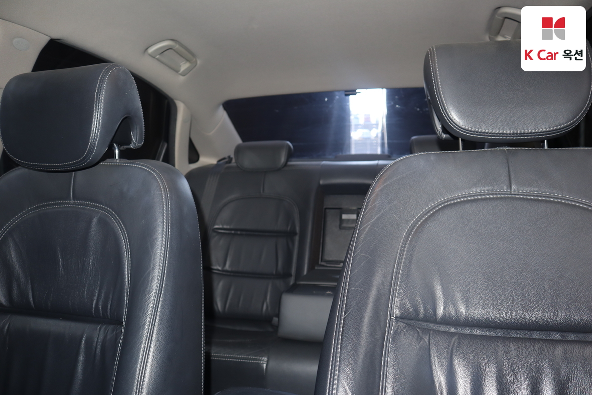 Hyundai Grandeur 2011 - Image 17