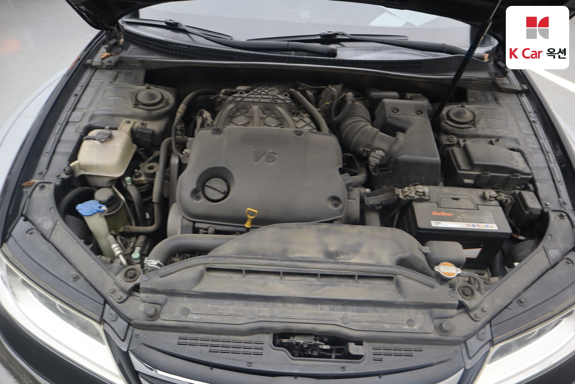 Hyundai Grandeur 2011 - Image 30