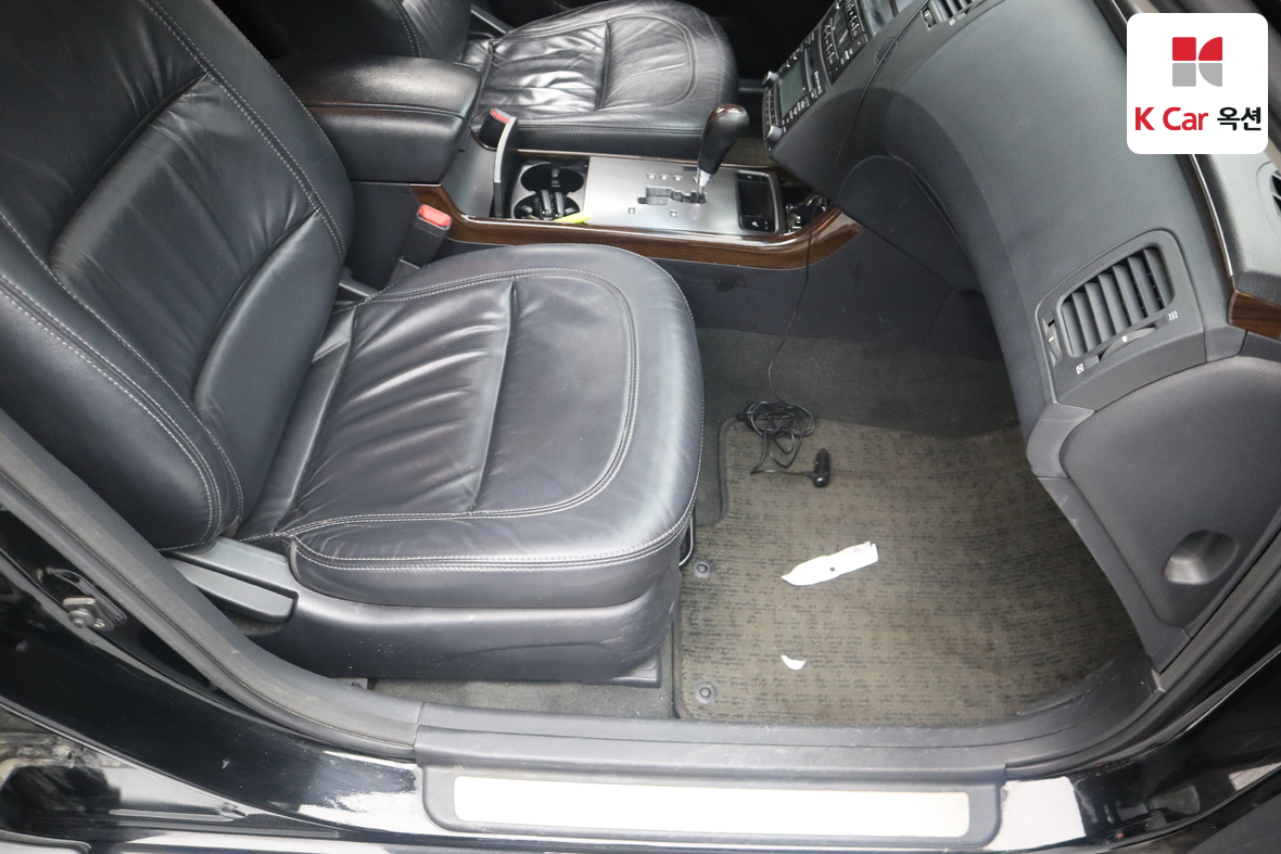 Hyundai Grandeur 2011 - Image 27