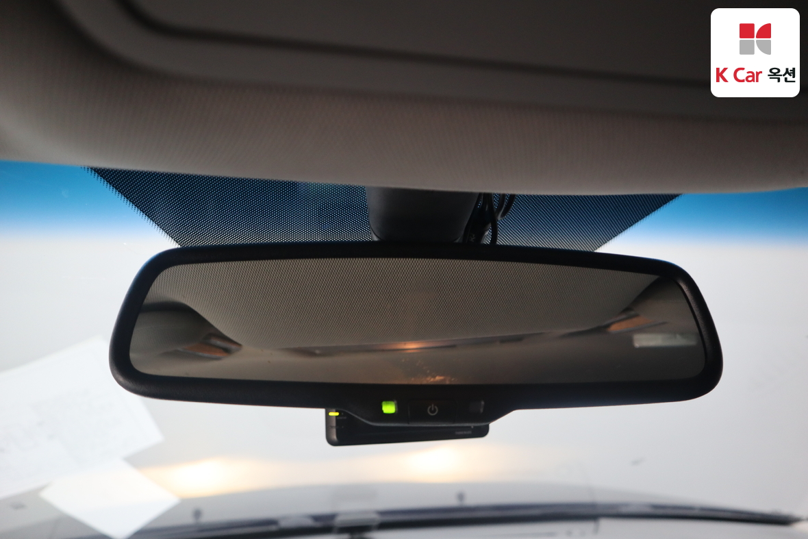 Hyundai Grandeur 2011 - Image 12