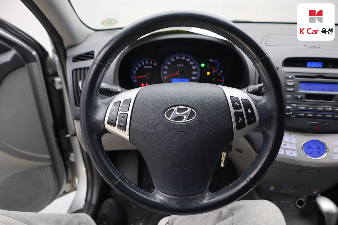 هيونداي إلانترا 2008 - صورة 10