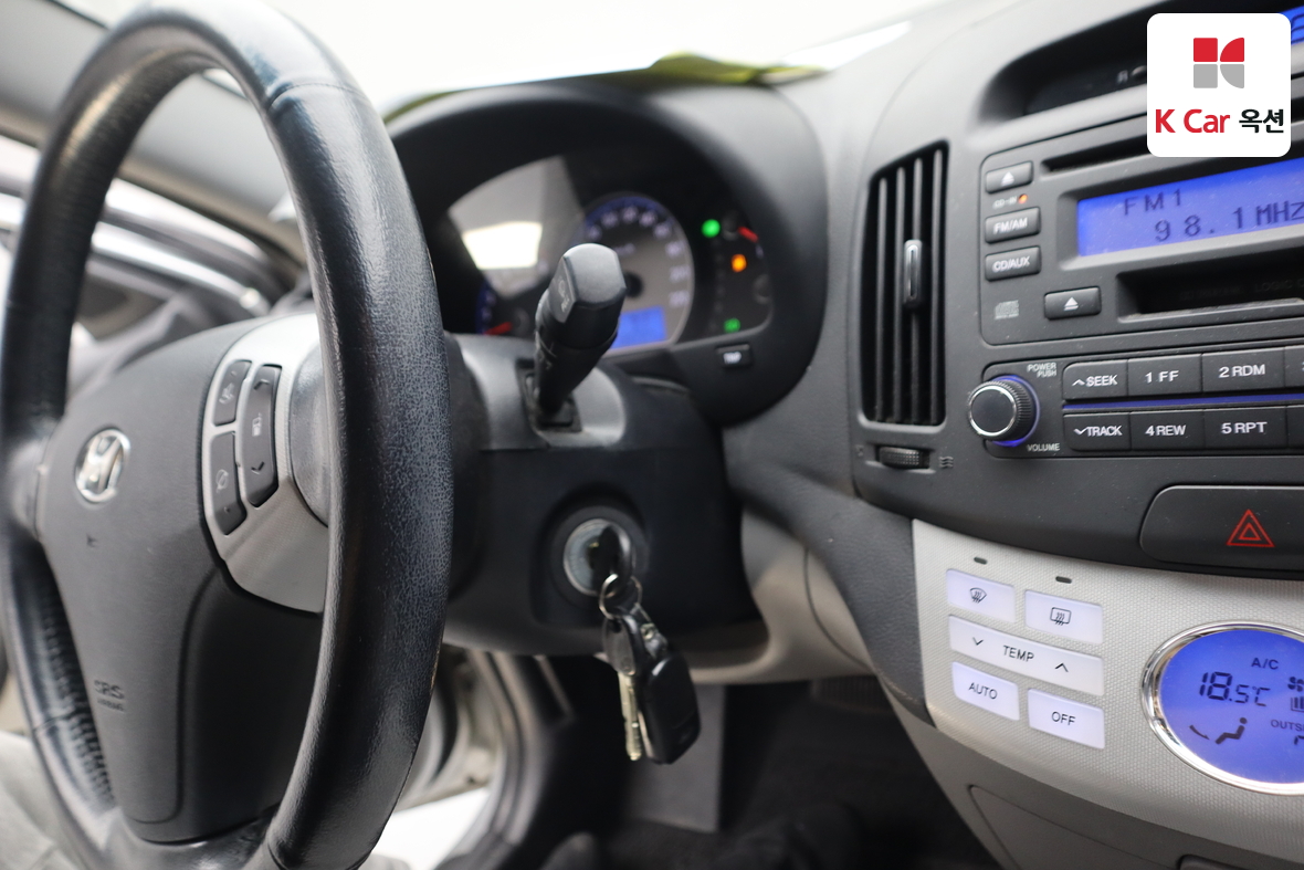 هيونداي إلانترا 2008 - صورة 11