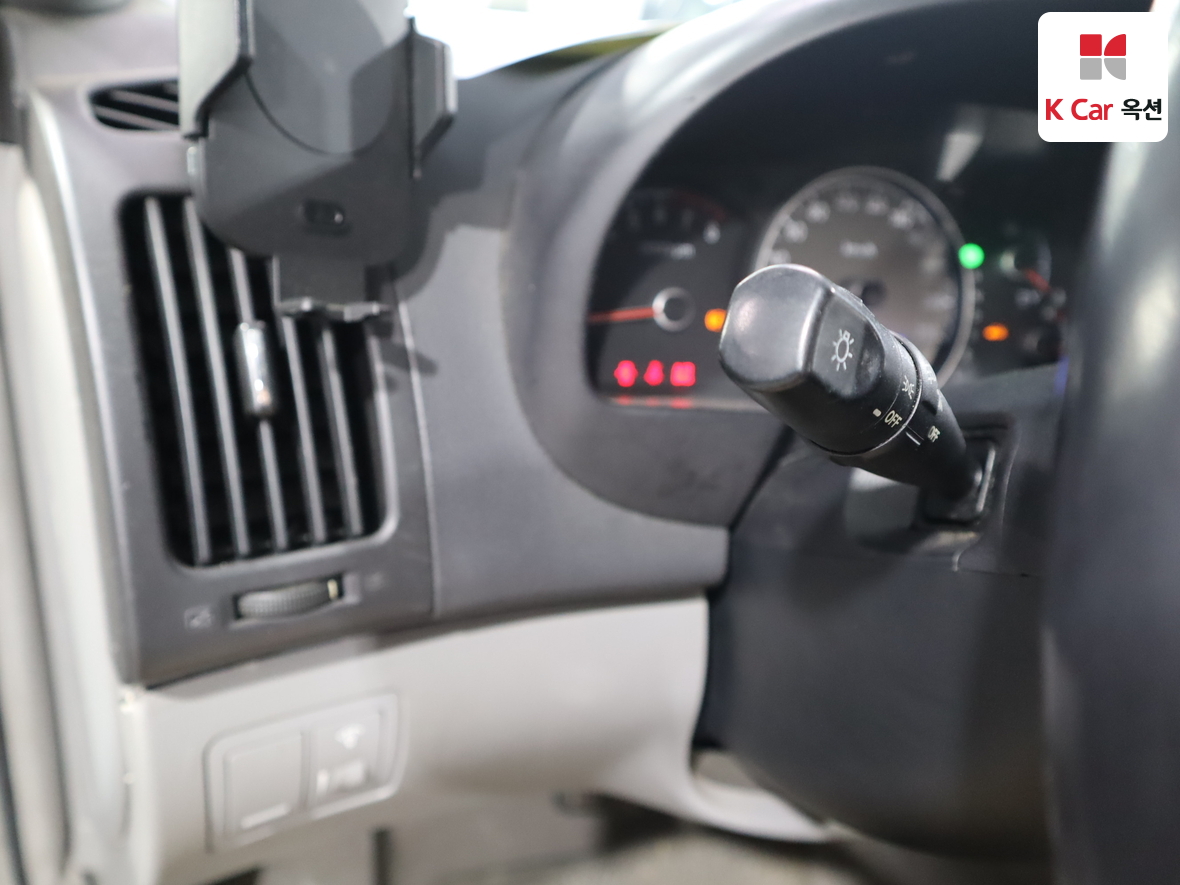 Hyundai Elantra 2007 - Image 9