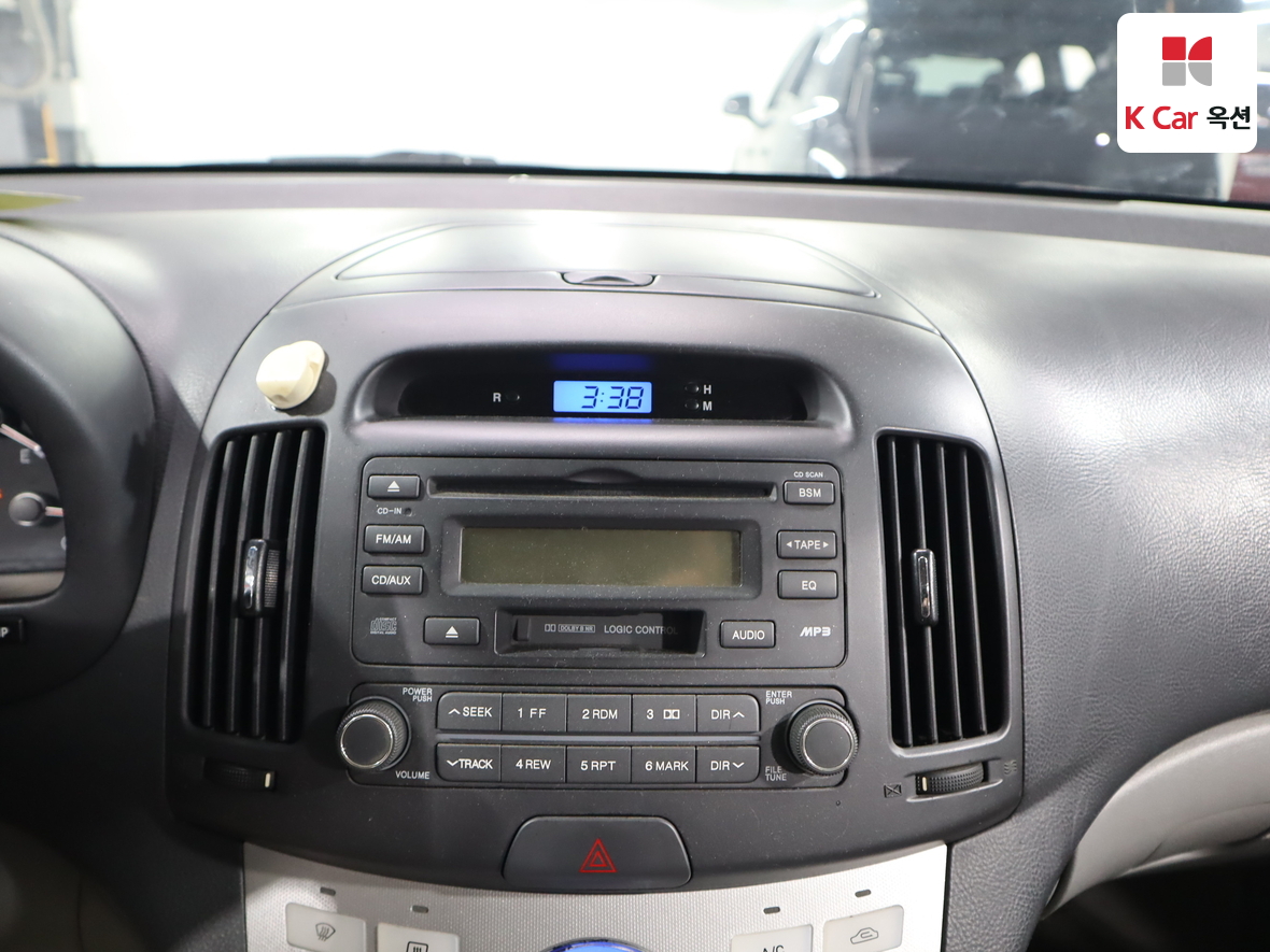 Hyundai Elantra 2007 - Image 14