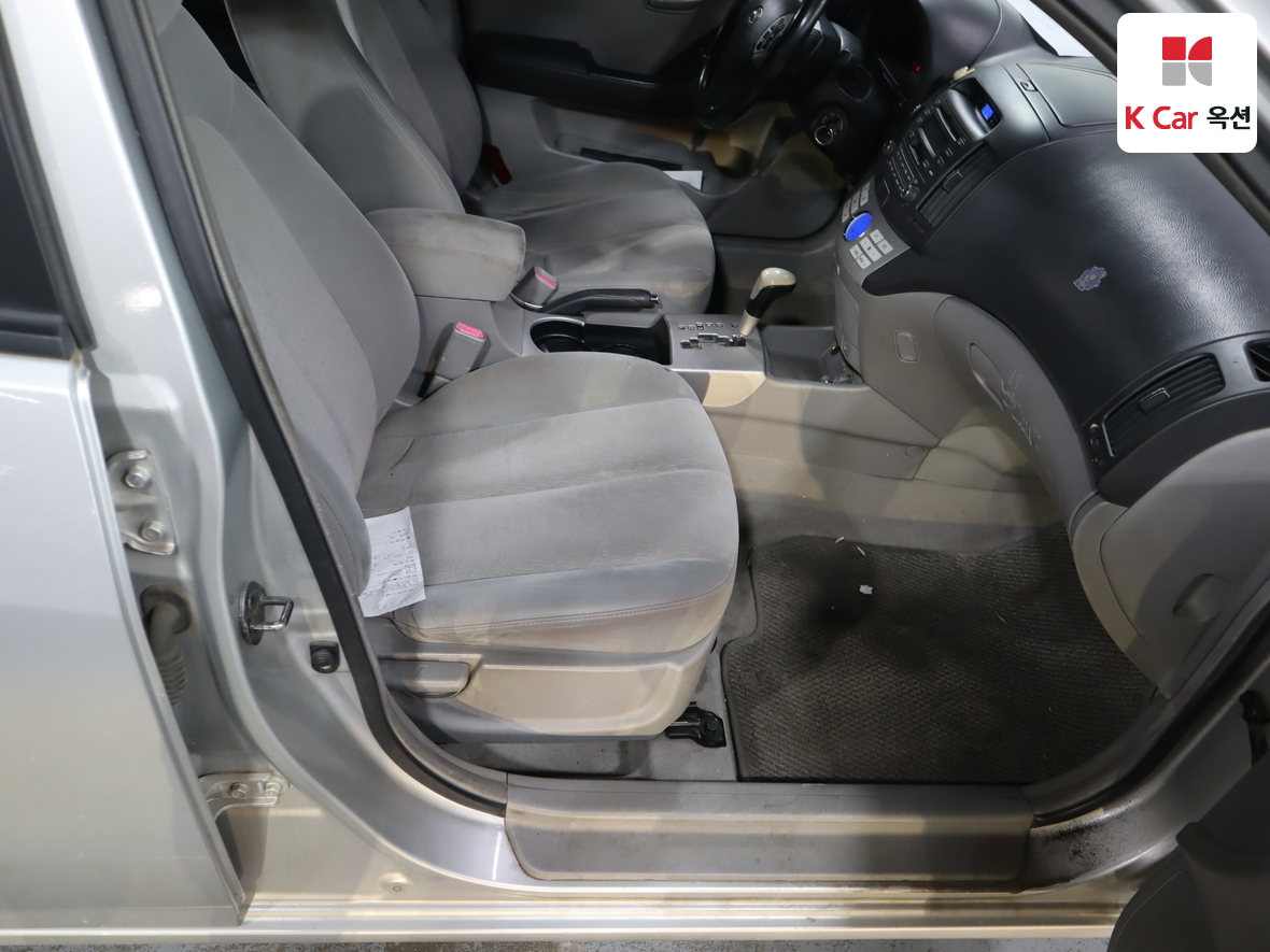 Hyundai Elantra 2007 - Image 29