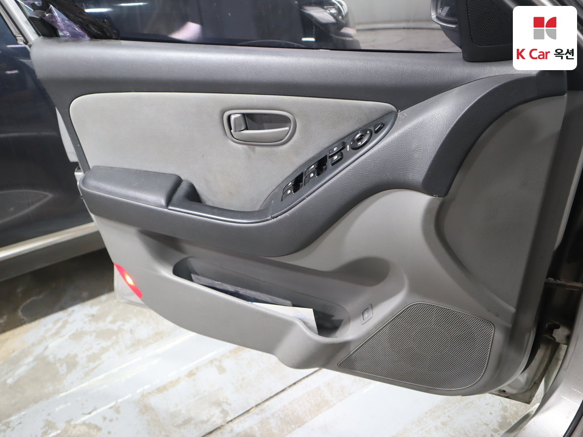 Hyundai Elantra 2007 - Image 8