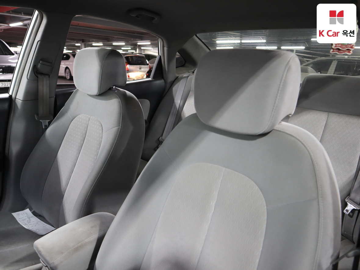 Hyundai Elantra 2007 - Image 18