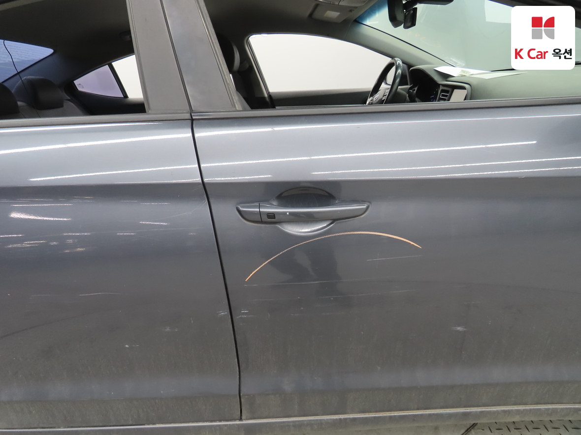 Hyundai Elantra 2020 - Image 40