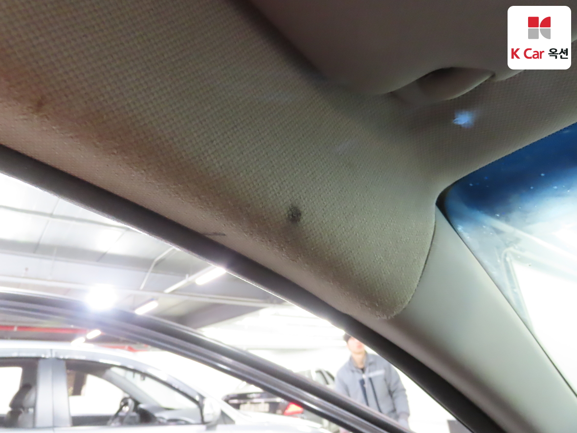 Hyundai Elantra 2020 - Image 20