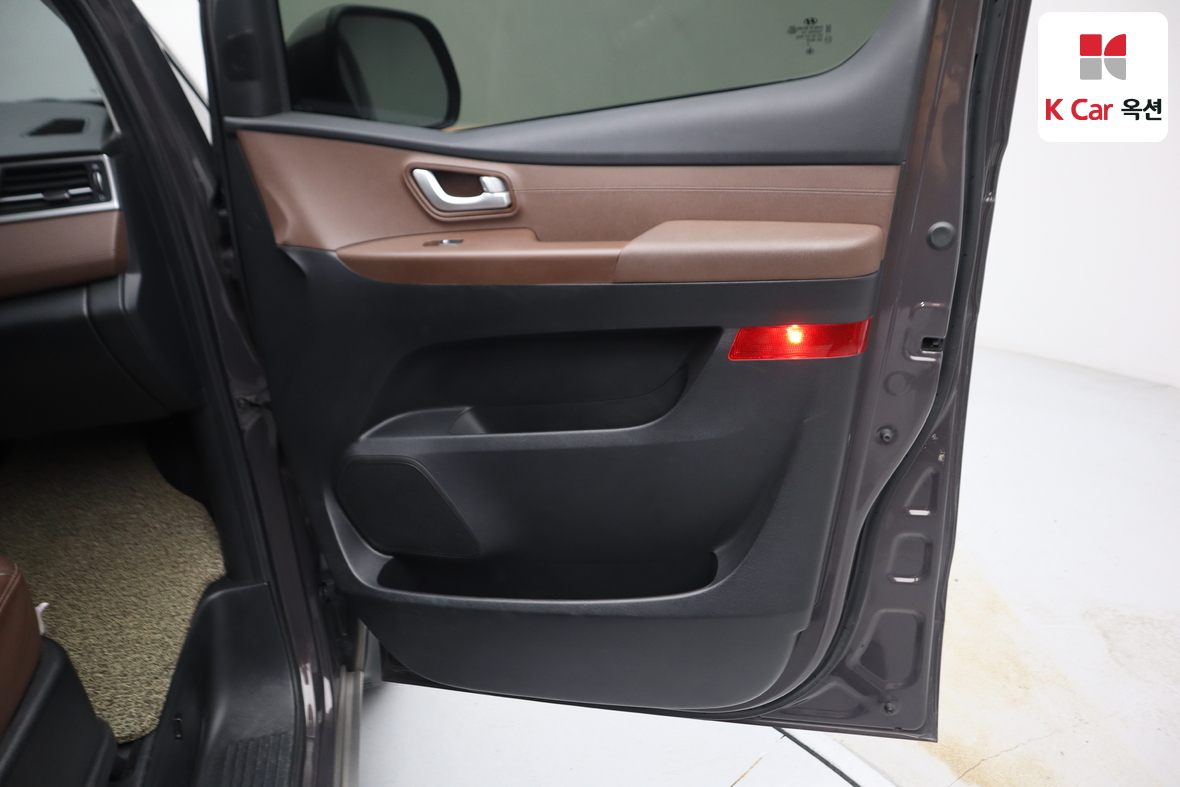 هيونداي جراند ستاريكس 2020 - صورة 31