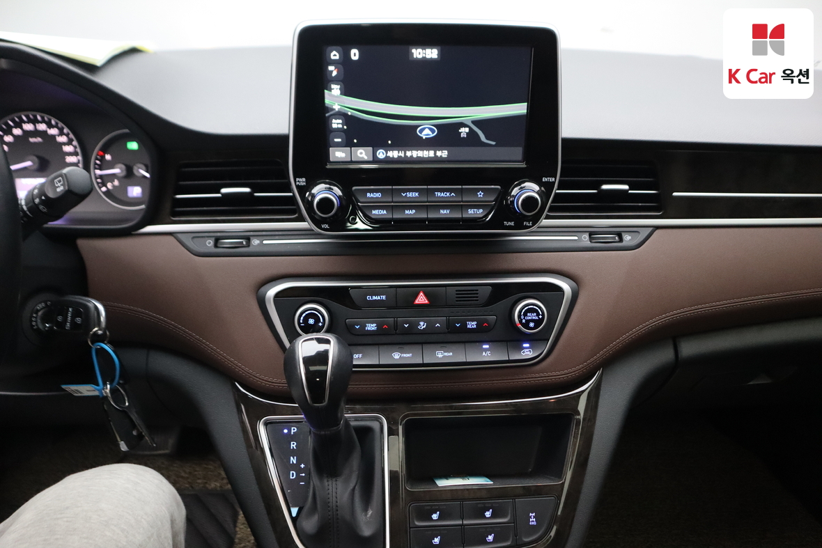 هيونداي جراند ستاريكس 2020 - صورة 6