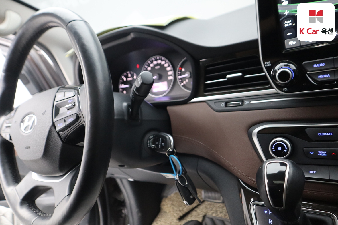 هيونداي جراند ستاريكس 2020 - صورة 11