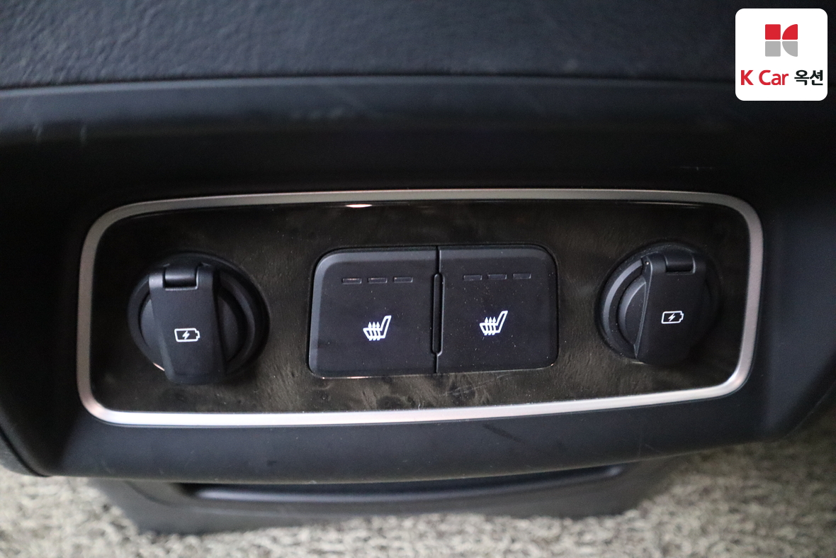 هيونداي جراند ستاريكس 2020 - صورة 26