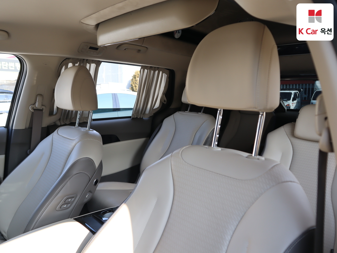 كيا كارنيفال 2023 - صورة 19