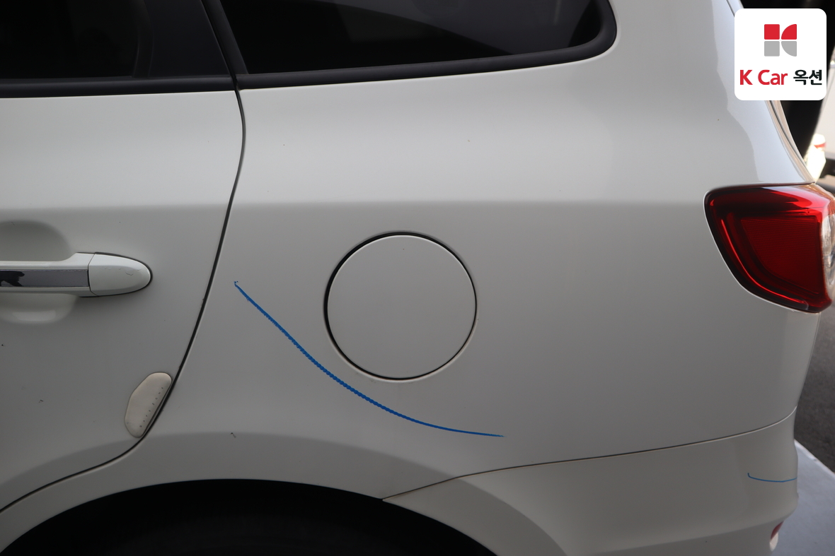 هيونداي سانتافي 2011 - صورة 39