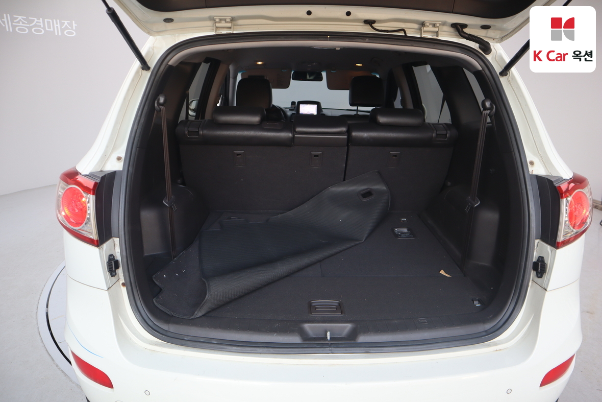 هيونداي سانتافي 2011 - صورة 26