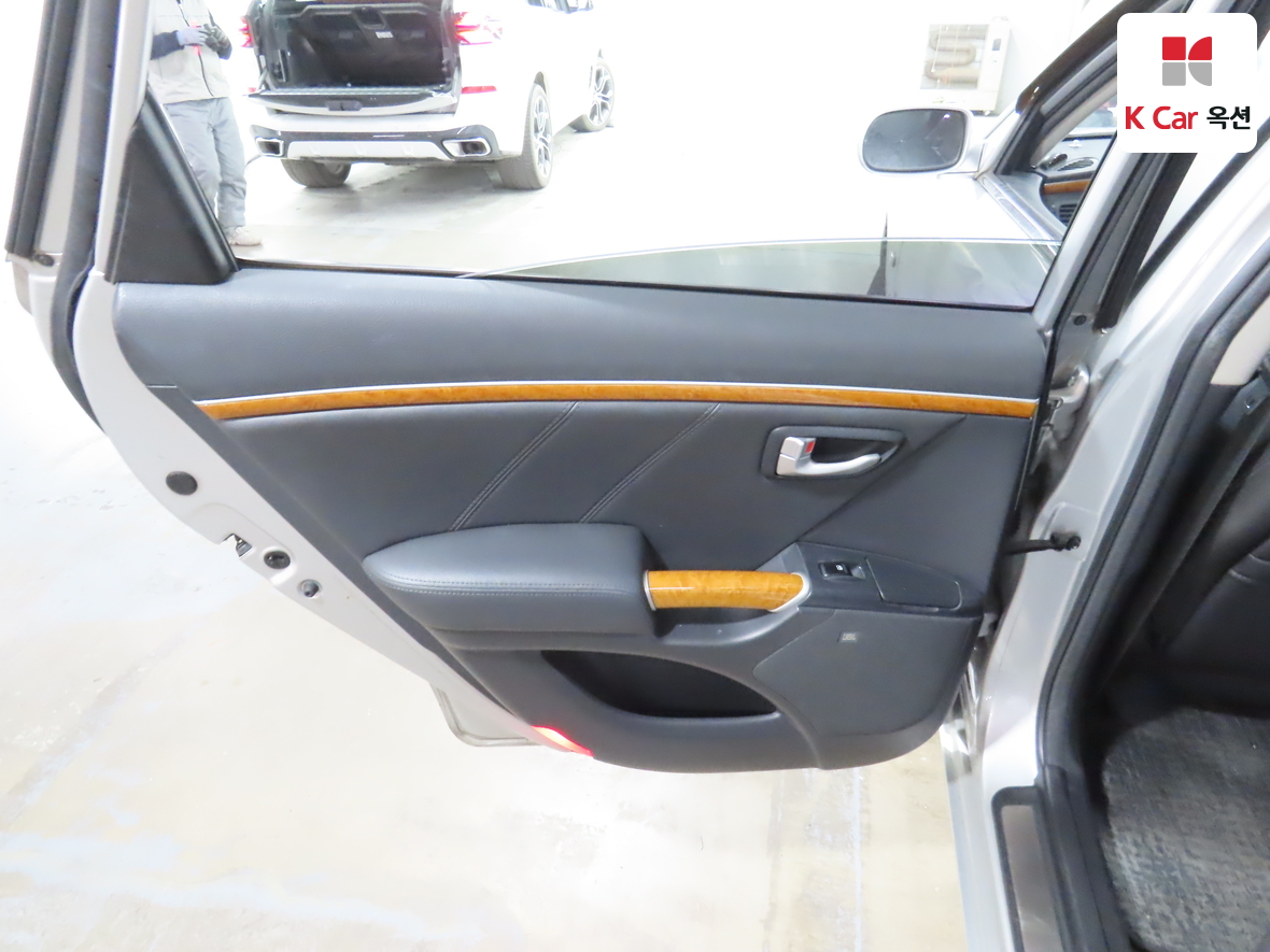 Hyundai AZERA 2008 - Image 21