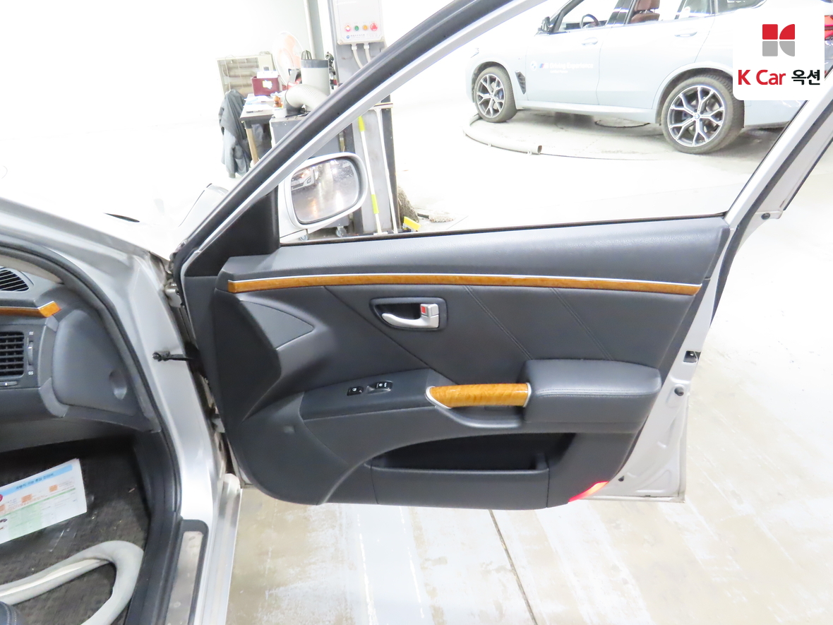 Hyundai AZERA 2008 - Image 27