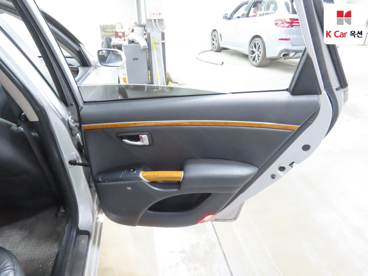 Hyundai AZERA 2008 - Image 25