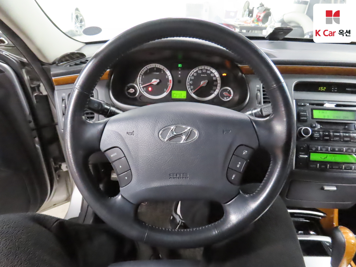 Hyundai AZERA 2008 - Image 10