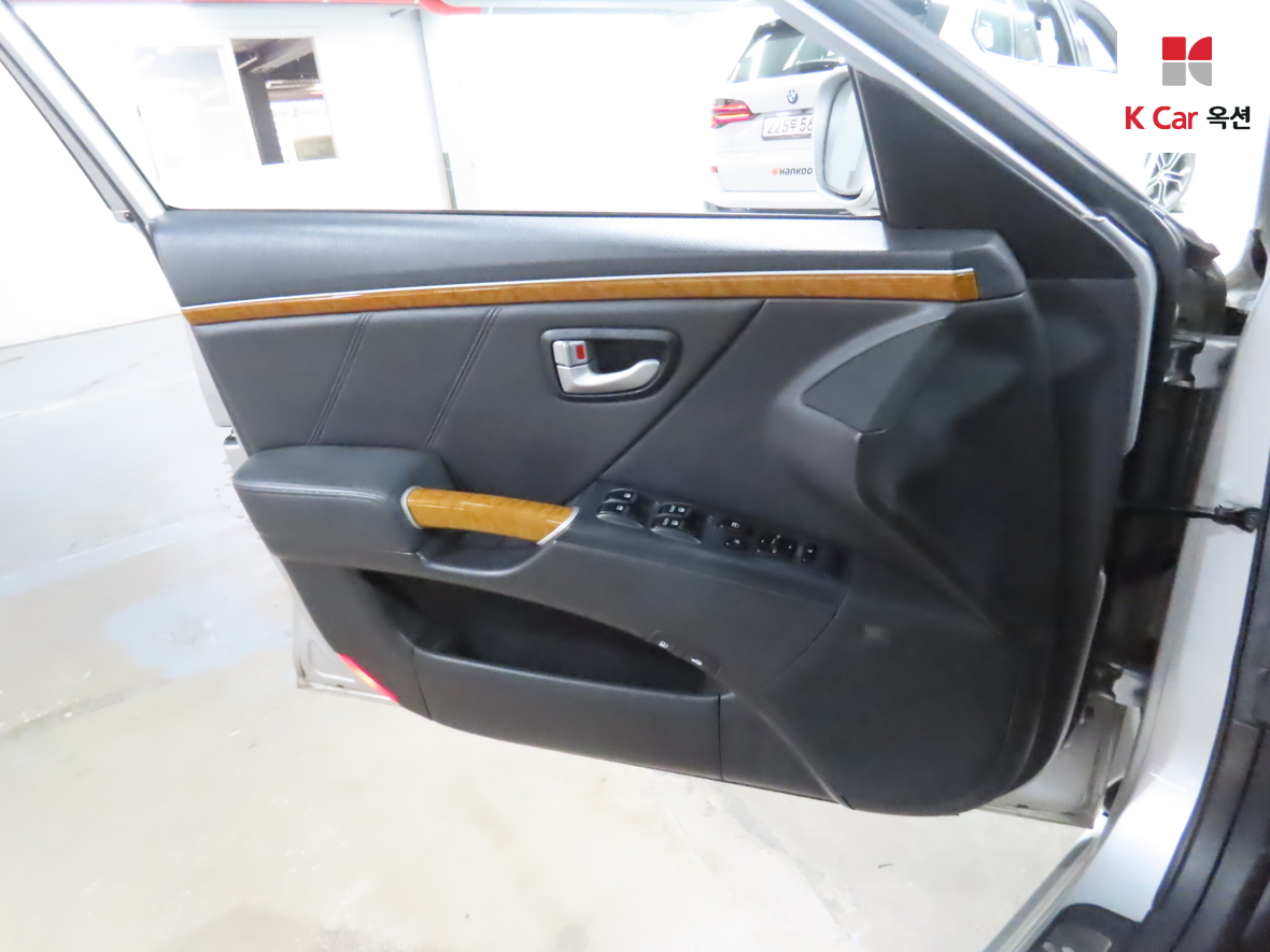 Hyundai AZERA 2008 - Image 8